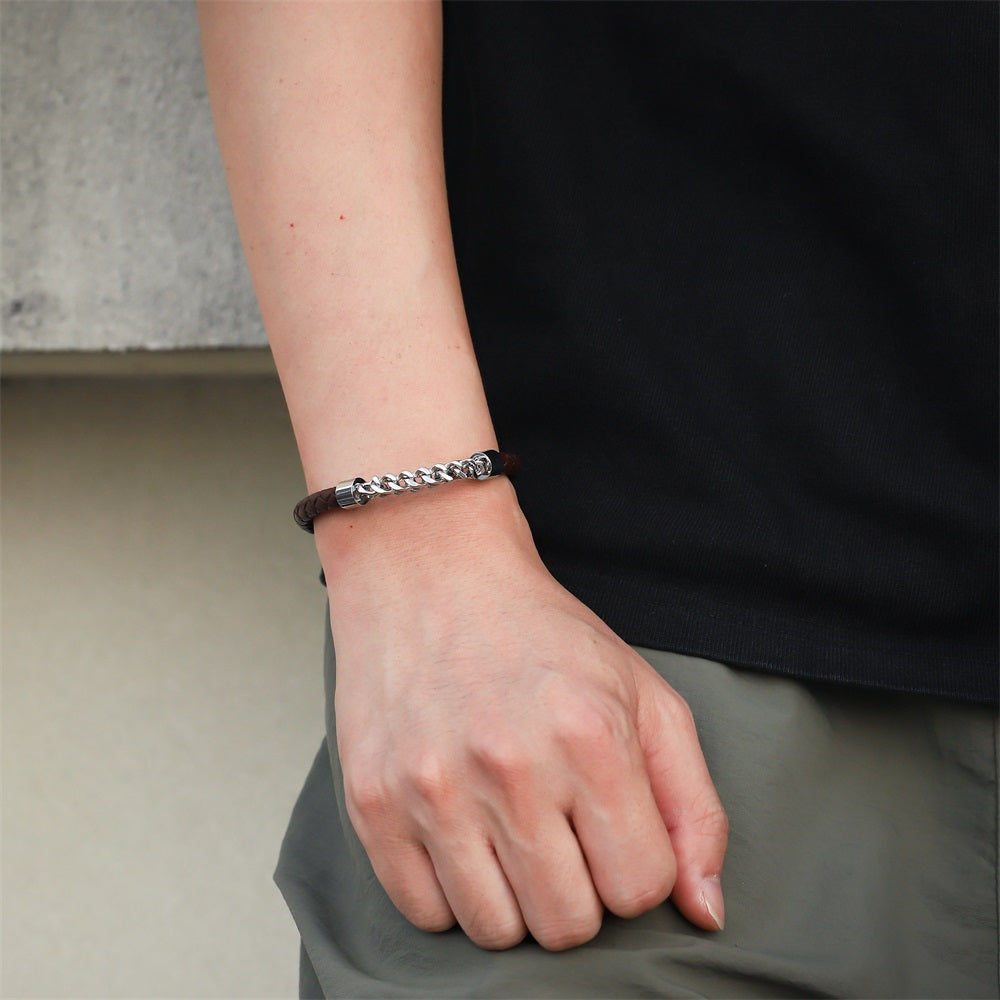 BSS1102 STAINLESS STEEL CHAIN & LEATHER BRACELET