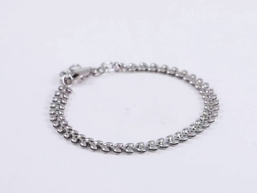 stainless steel bracelet, leaf design, femininity jewelry