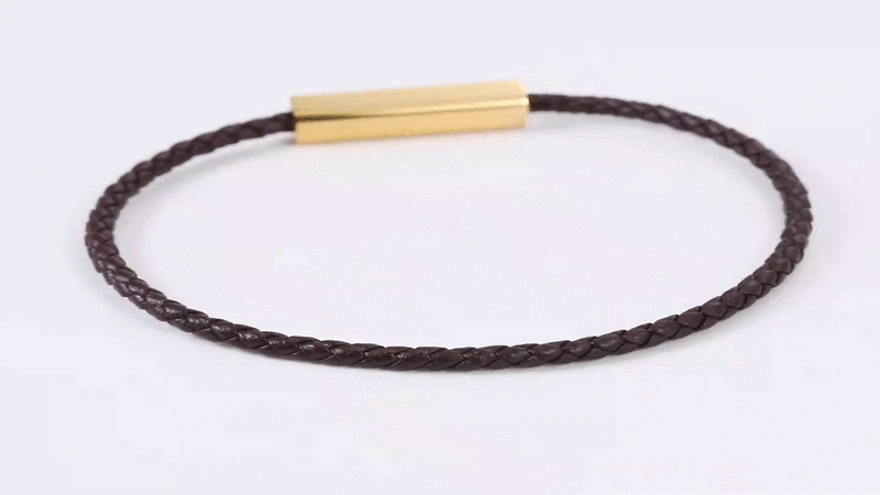 MBSS257 STAINLESS STEEL SLIM LEATHER BRACELET