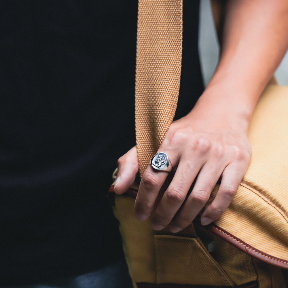 RSS1033 STAINLESS STEEL OVAL SIGNET RING AAB CO..