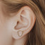 ADLBS11 G-23 TITANIUM INTERNAL THREAD LABRET WITH BAR CHAIN