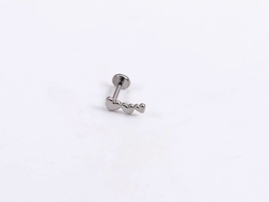ADLBS14 G-23 TITANIUM INTERNAL THREAD LABRET WITH 3 HEART