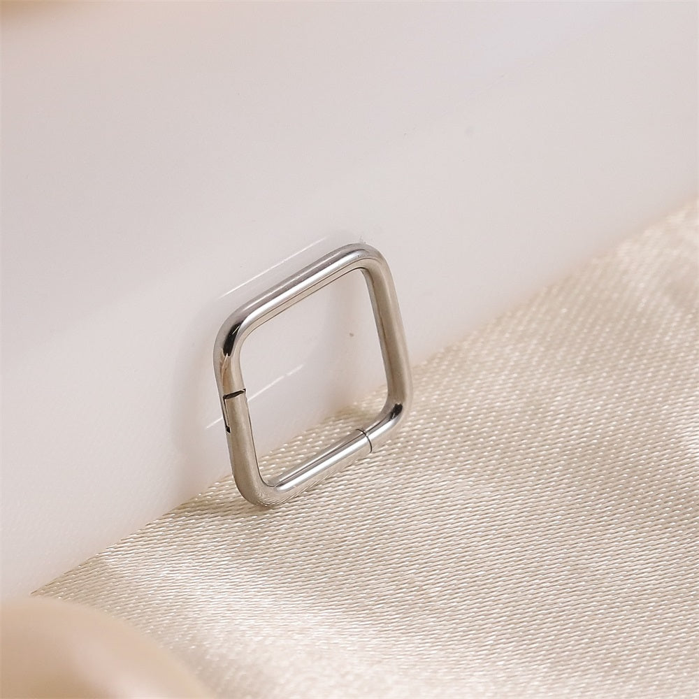 BCM80 STAINLESS STEEL SQUARE SHAPE HINGED BCR