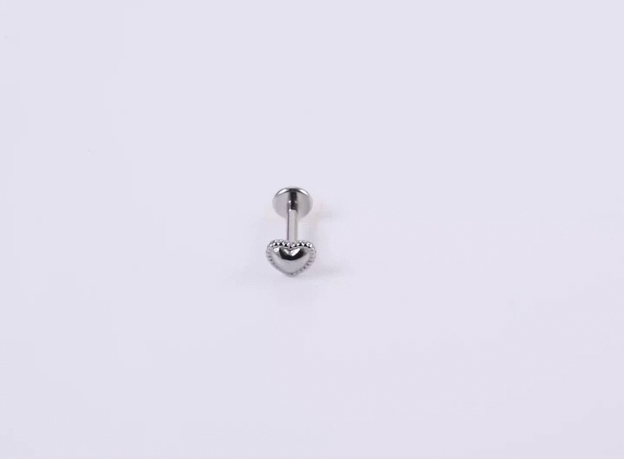 BLBJ32 STAINLESS STEEL INTERNAL THREAD LABRET WITH HEART DESIGN