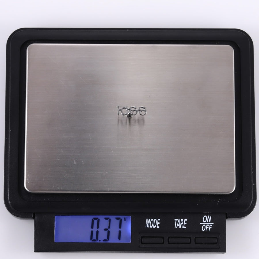 BLBJ42 STAINLESS STEEL INTERNAL THREAD LABRET WITH LETTER DESIGN