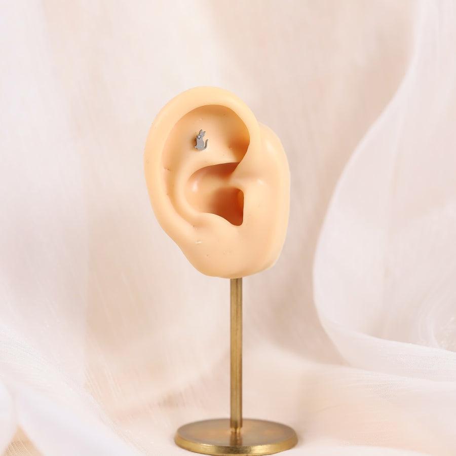 BLBJ46 G-23 TITANIUM INTERNAL THREAD LABRET WITH CAT DESIGN