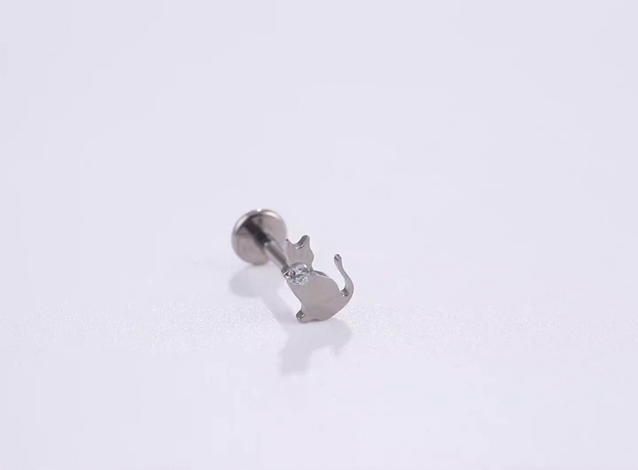 BLBJ46 G-23 TITANIUM INTERNAL THREAD LABRET WITH CAT DESIGN