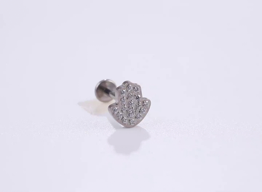 BLBJ51 G-23 TITANIUM INTERNAL THREAD LABRET WITH PALM DESIGN