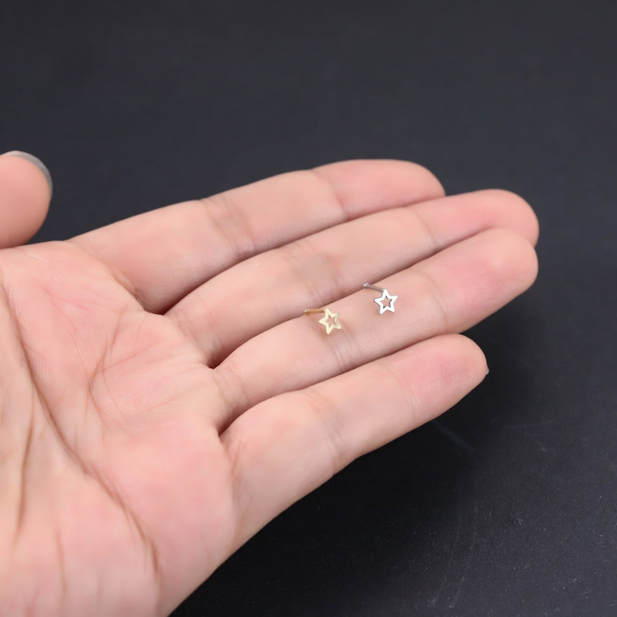 BN29 STAINLESS STEEL NOSE STUD WITH STAR DESIGN
