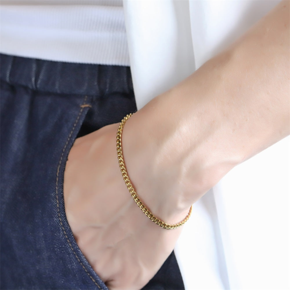 BSS1118 STAINLESS STEEL FACETED FLAT CURB CHAIN BRACELET WITH TWO LOBSTER