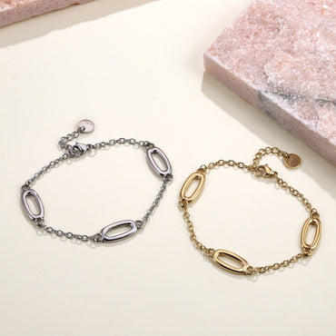 BSS1132 STAINLESS STEEL BRACELET WITH OVAL SHAPE LINK