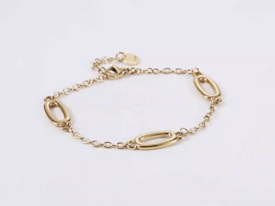 BSS1132 STAINLESS STEEL BRACELET WITH OVAL SHAPE LINK