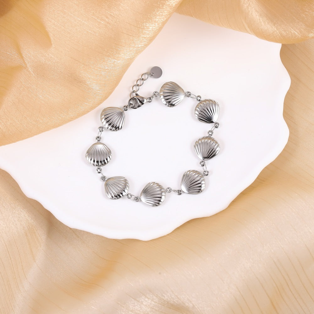 BSS1142 STAINLESS STEEL SCALLOP SHELL BRACELET