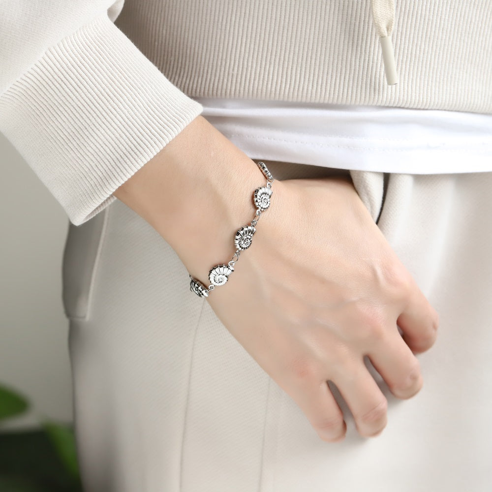 BSS1143 STAINLESS STEEL CONCH BRACELET