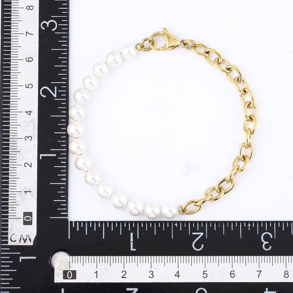 BSS904 STAINLESS STEEL BRACELET WITH SHELL PEARL AAB CO..