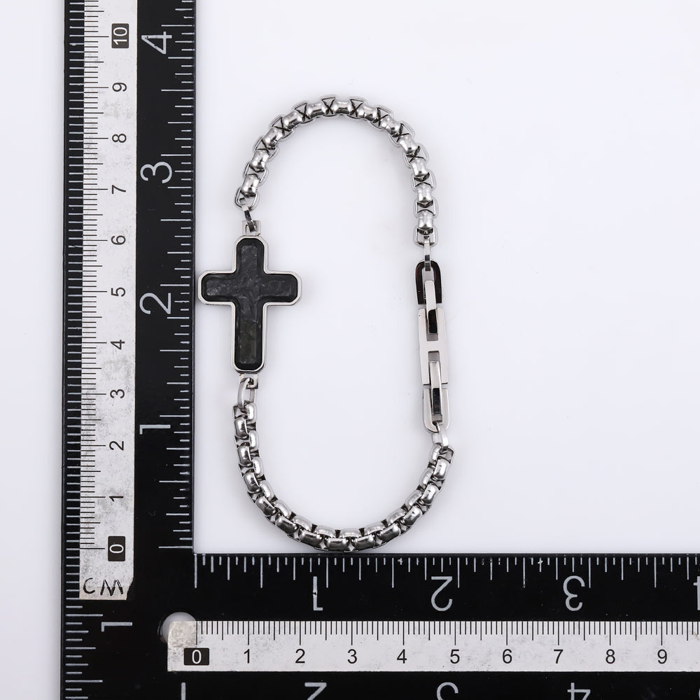 BSS934 STAINLESS STEEL CROSS BRACELET WITH FORGED CARBON