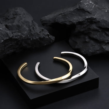 BSSG205 STAINLESS STEEL TWISTED OPEN BANGLE