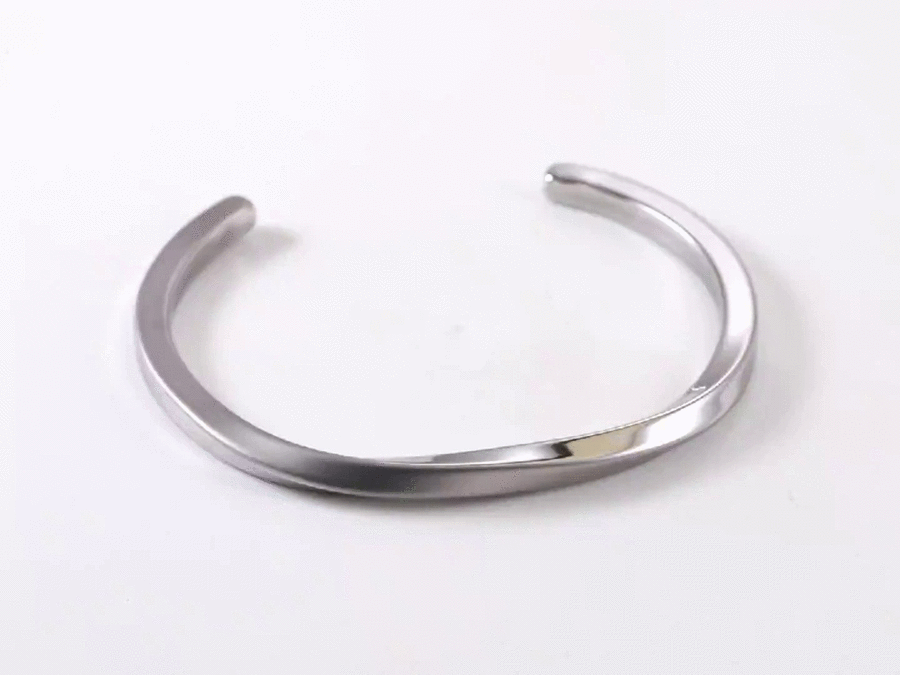 BSSG205 STAINLESS STEEL TWISTED OPEN BANGLE