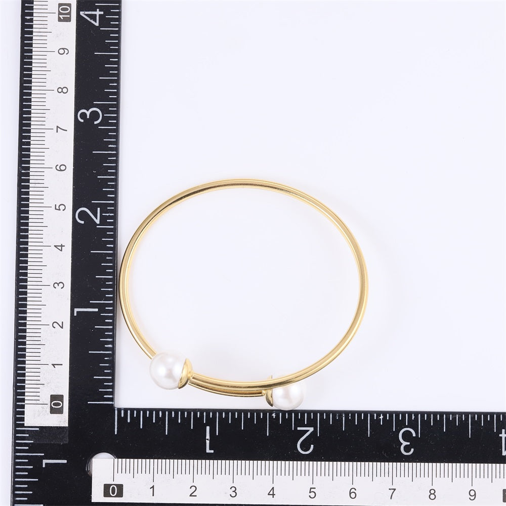 BSSG213 STAINLESS STEEL FLEXIBLE OPEN BANGLE WITH SHELL PEARL