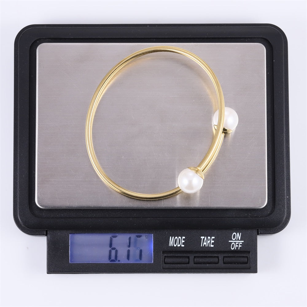 BSSG213 STAINLESS STEEL FLEXIBLE OPEN BANGLE WITH SHELL PEARL