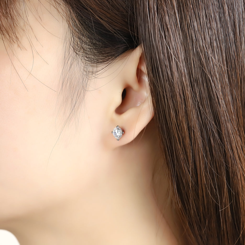 ESJ04 STAINLESS STEEL EAR STUDS CZ