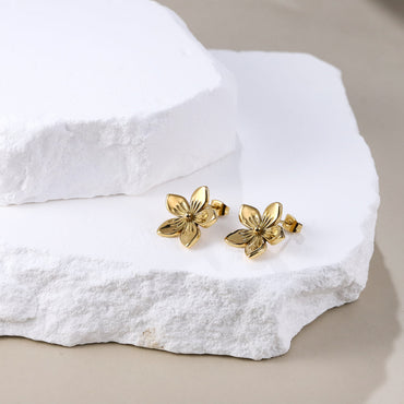 ESS790 STAINLESS STEEL FLOWER EARRING AAB CO..