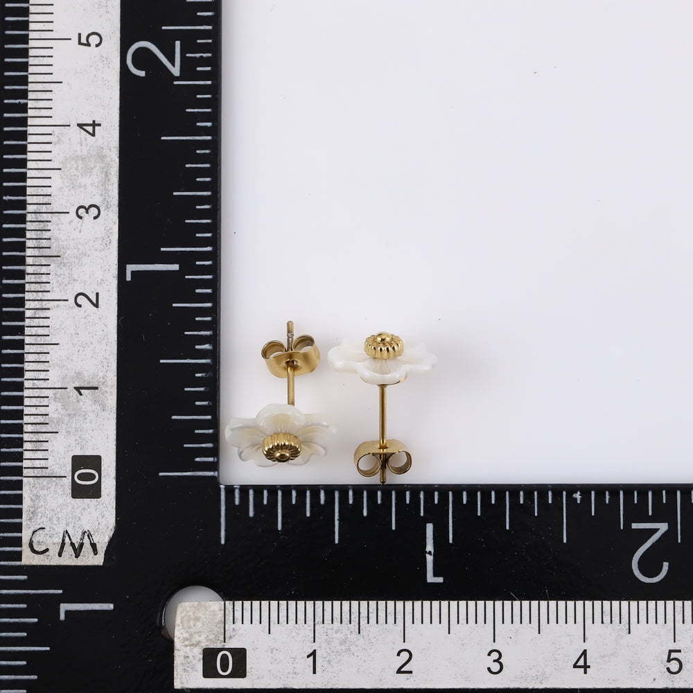 ESS793 STAINLESS STEEL EARRING WITH MOP FLOWER AAB CO..