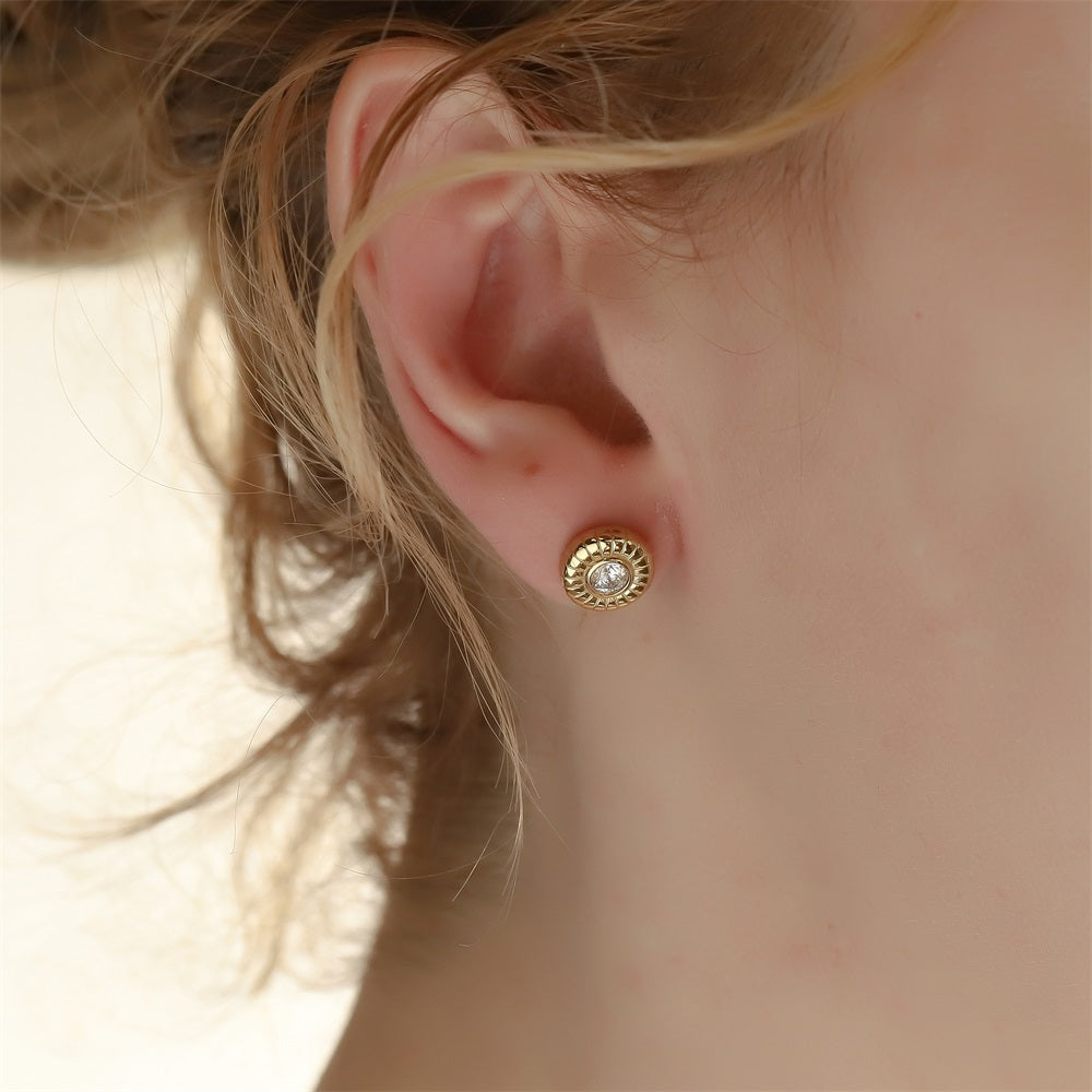 ESS848 STAINLESS STEEL ROUND EAR STUD