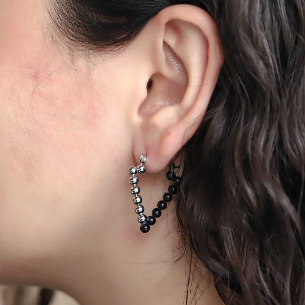 ESS850 STAINLESS STEEL TRIANGLE EARRING WITH 4MM BALLS