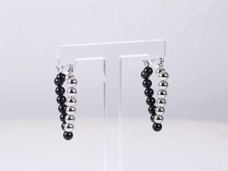 ESS850 STAINLESS STEEL TRIANGLE EARRING WITH 4MM BALLS