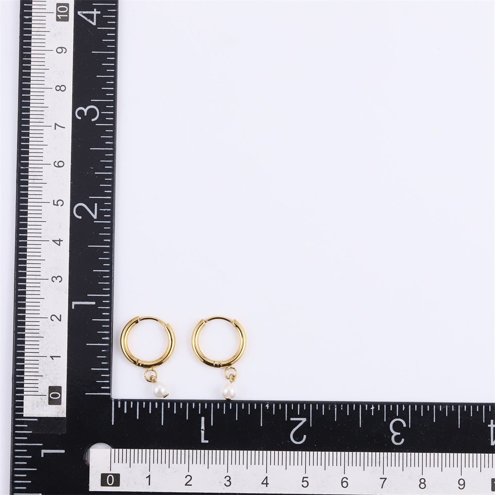 ESS882 STAINLESS STEEL HOOP EARRING WITH ROUND SHELL PEARL