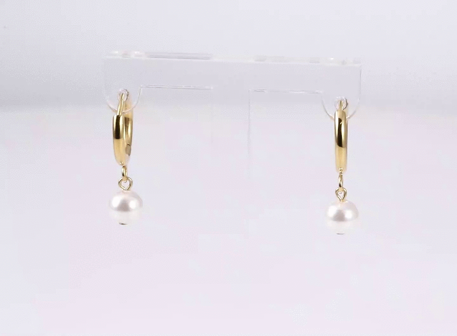 ESS882 STAINLESS STEEL HOOP EARRING WITH ROUND SHELL PEARL