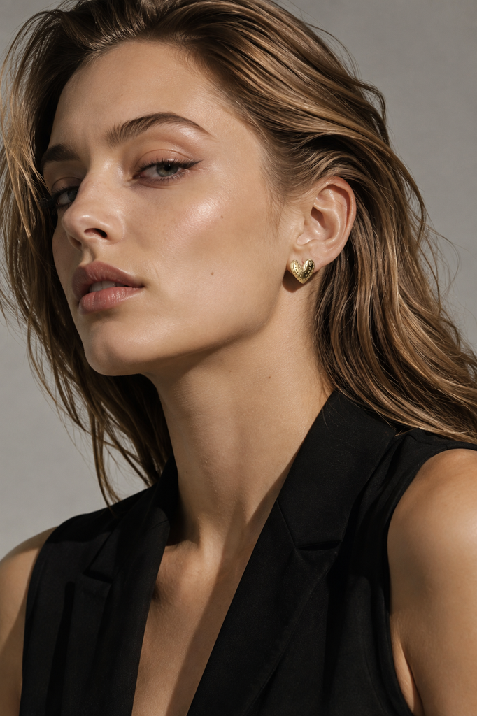 ESS890 STAINLESS STEEL HEAR EAR STUD