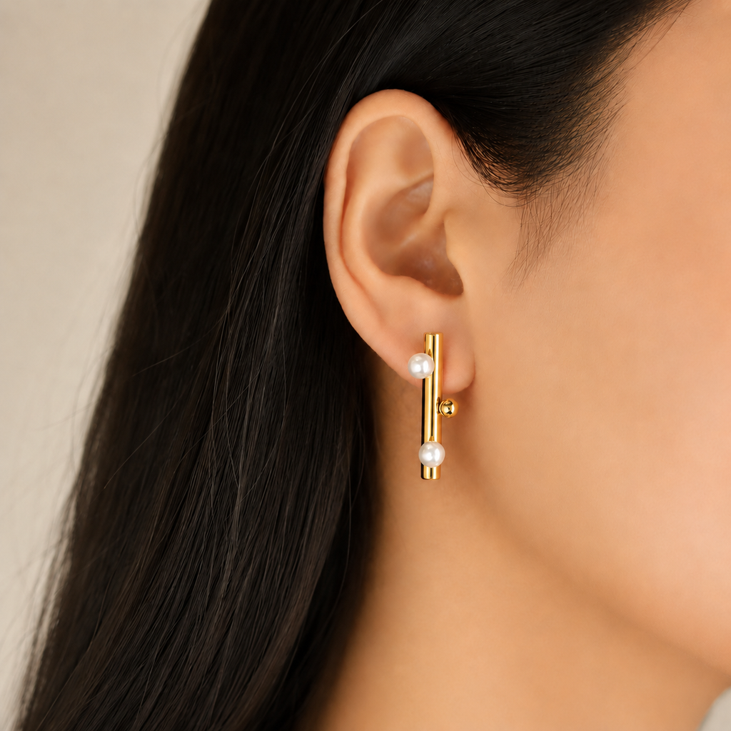 ESS902 STAINLESS STEEL BAR EAR STUD WITH SHELL PEARL