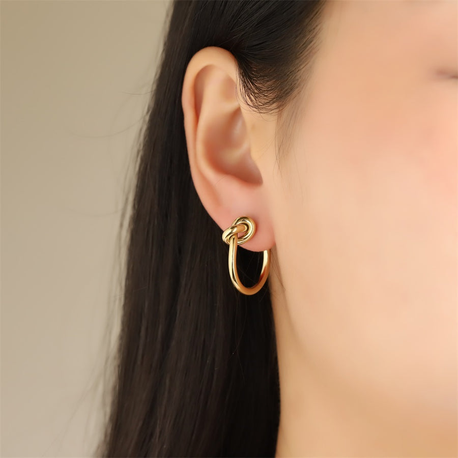 ESS903 STAINLESS STEEL EARRING WITH KNOT DESIGN