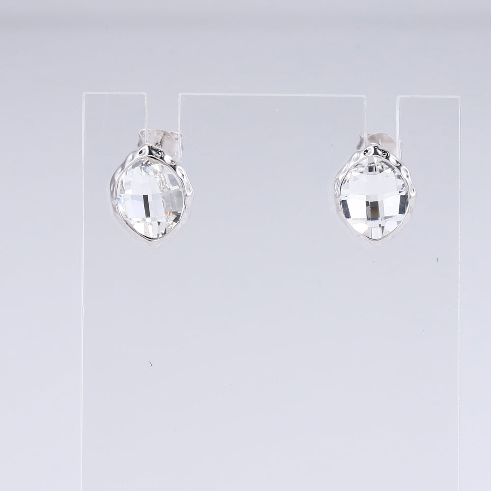 INSWER13A.FIE SWAROVSKI EARRING AAB CO..