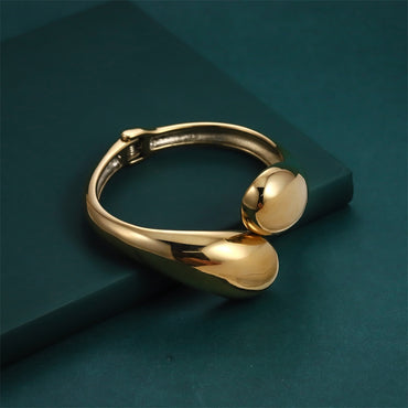 MBSG24 STAINLESS STEEL TEARDROP SPRING HINGE BANGLE