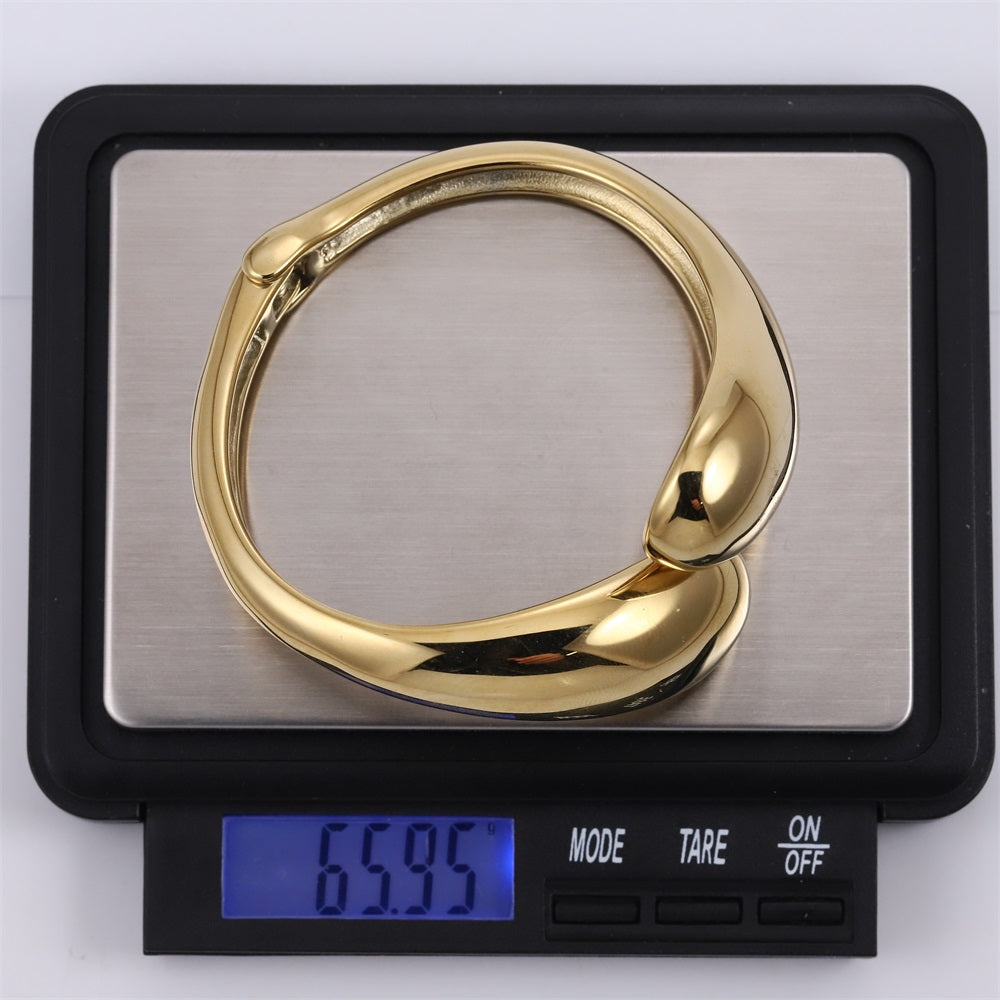 MBSG24 STAINLESS STEEL TEARDROP SPRING HINGE BANGLE
