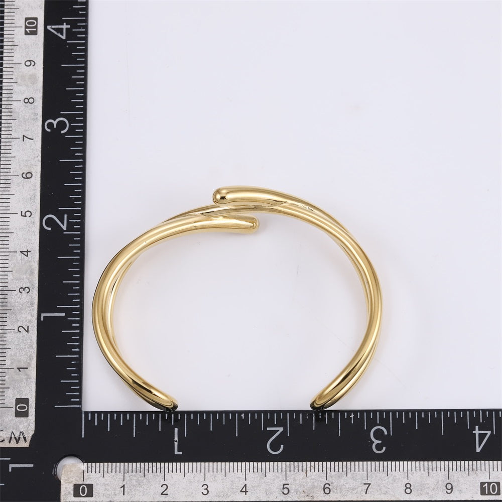 MBSG28 STAINLESS STEEL CAYER LINE OPEN BANGLE
