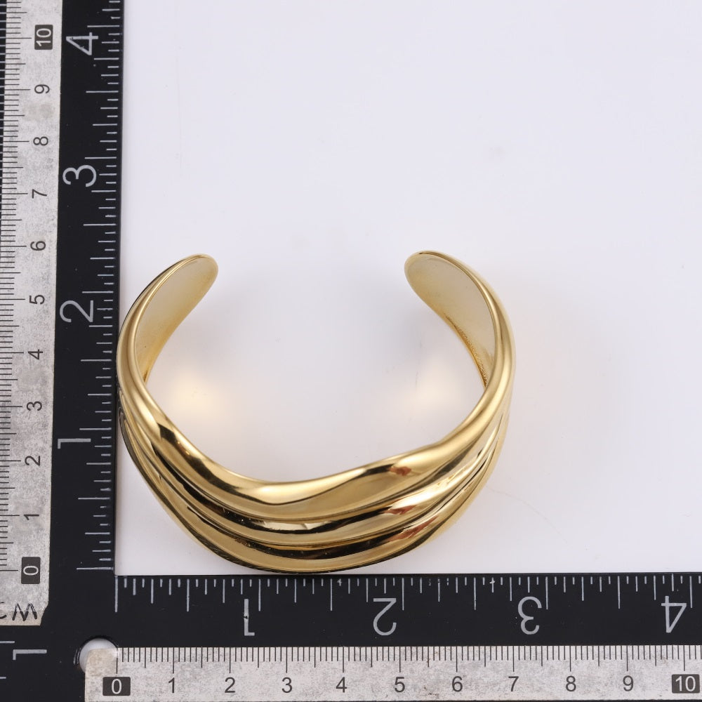 MBSG29 STAINLESS STEEL TRIPLE WAVE CHUNKY OPEN BANGLE