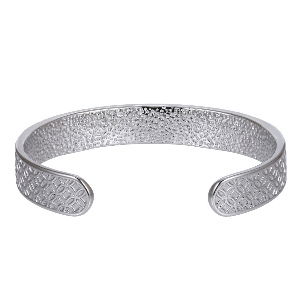 MBSG46 STAINLESS STEEL OPEN BANGLE WITH FLOWER DESIGN