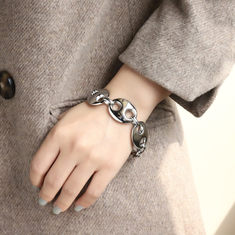 MBSS208 STAINLESS STEEL T-BAR BRACELET WITH 3 HOLLOW LINKS