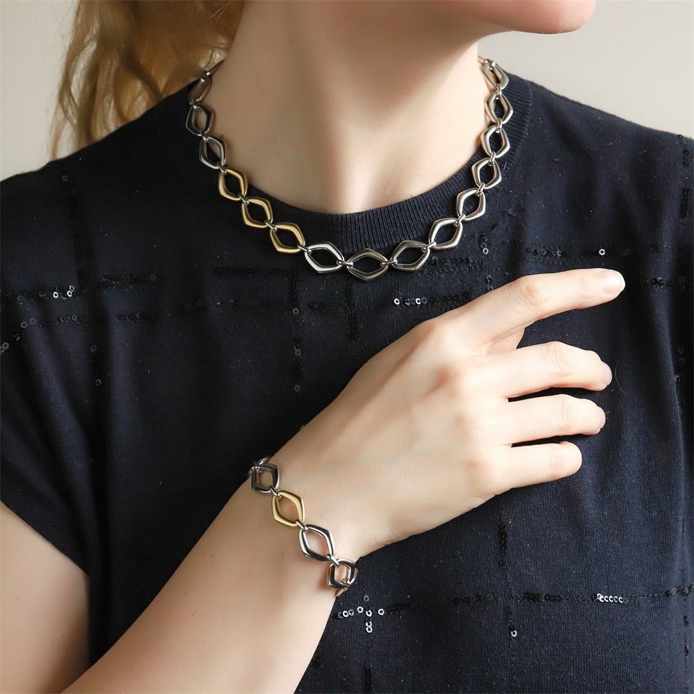 MNSS61 STAINLESS STEEL TWO TONE DIA SHAPE CHAIN LINK NECKLACE