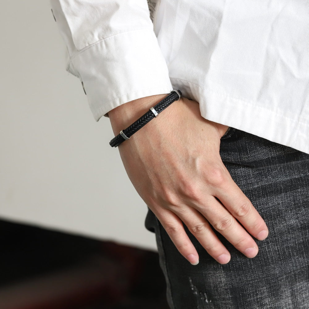 MBSS250 STAINLESS STEEL LAYERED LEATHER BRACELET