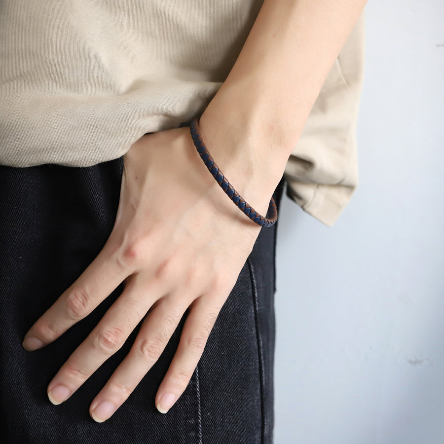 MBSS273 STAINLESS STEEL BRAIDED LEATHER BRACELET