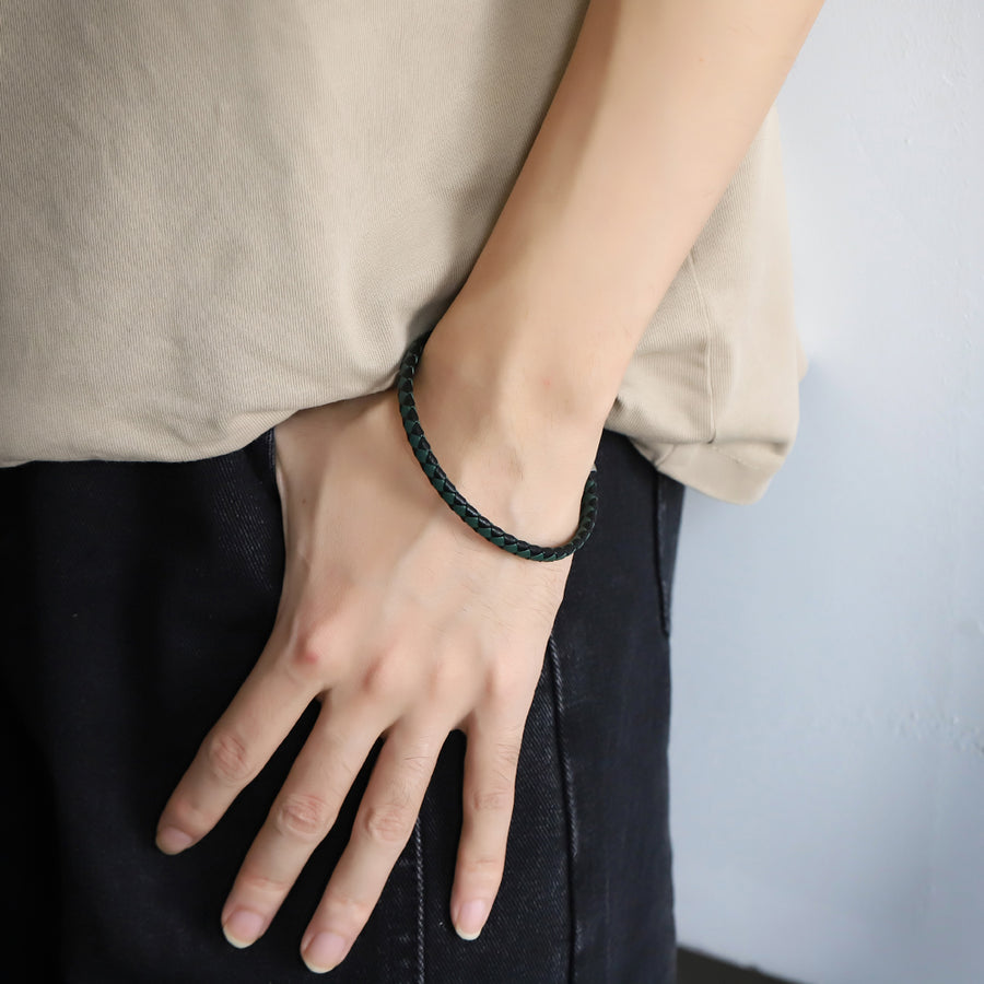MBSS273 STAINLESS STEEL BRAIDED LEATHER BRACELET