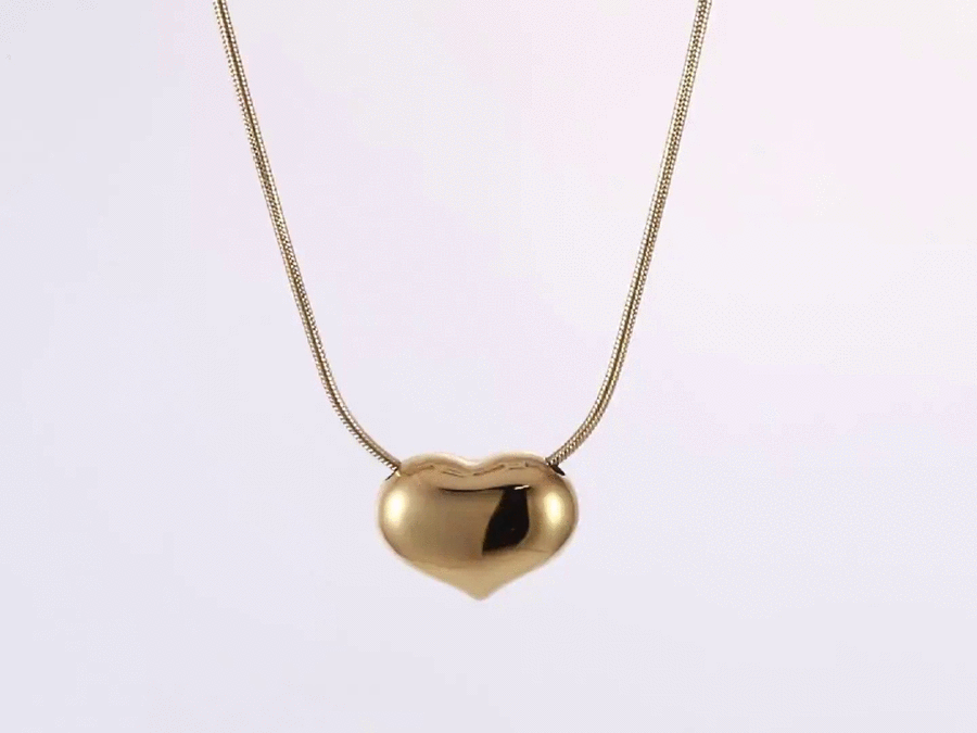 MNSS56 STAINLESS STEEL NECKLACE CHUNKEY HEART PENDANT AND ROUND SNAKE CHAIN
