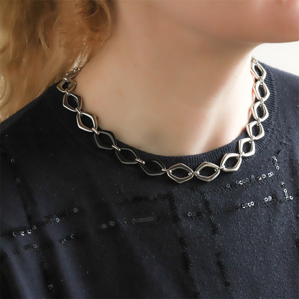 MNSS61 STAINLESS STEEL TWO TONE DIA SHAPE CHAIN LINK NECKLACE