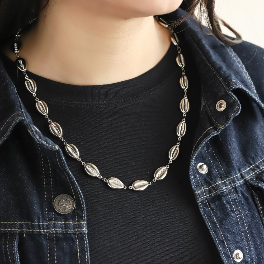 NSS1073 STAINLESS STEEL COWRIE SHELL NECKLACE