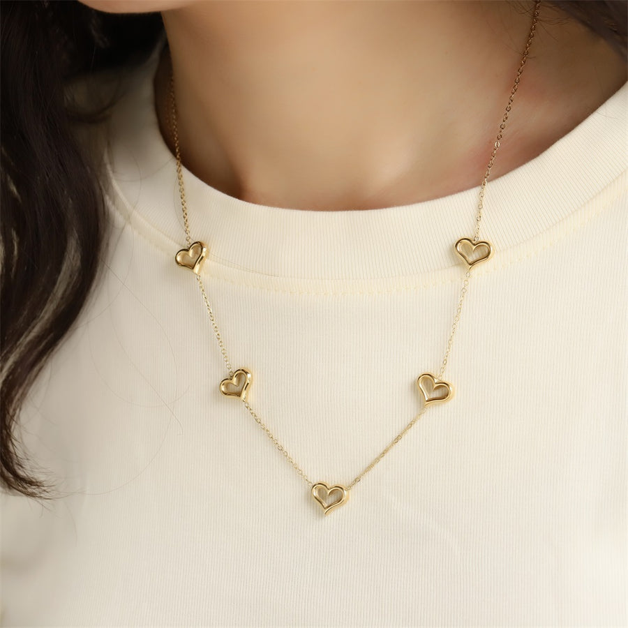 NSS1104 STAINLESS STEEL NECKLACE WITH HEART CHARM